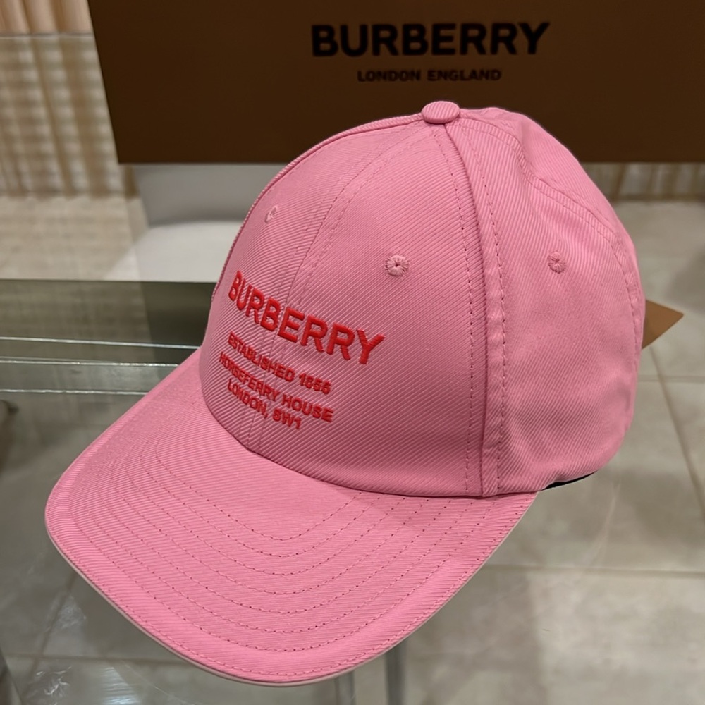 🔥🔥🔥Authentic Burberry Bowling Burberry Horseperry  Motif Baseball Cap - Picture 3 of 9